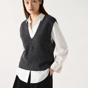 Uniqlo Dark Gray V neck Sweater Vest